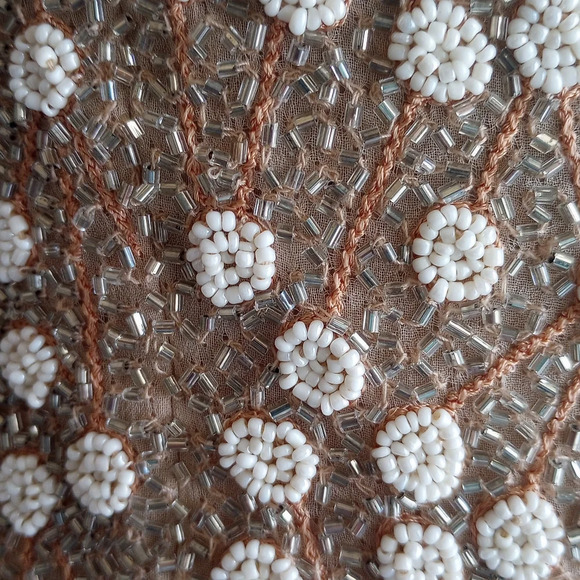 Adrianna Papell Gold White Pearl Beaded Layering Top Sleeveless Silk Size 8P - Picture 11 of 15